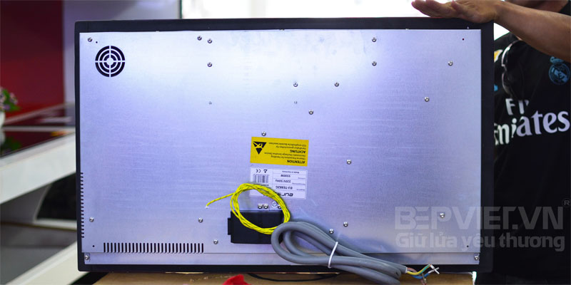 Bếp điện từ Eurosun EU-TE882G