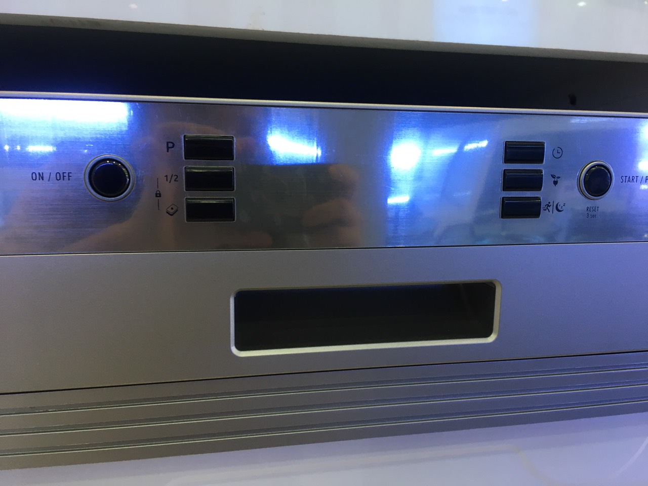 Máy rửa bát Hafele HDW-HI60C 533.23.120