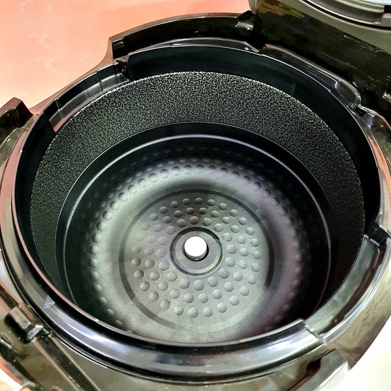 Nồi cơm điện cao tần áp suất Cuckoo CRP-HUF105SS